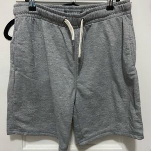Gray Sweat-Shorts